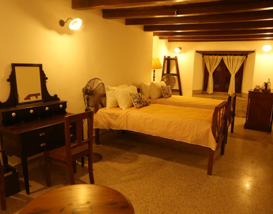 family-twin-room-image