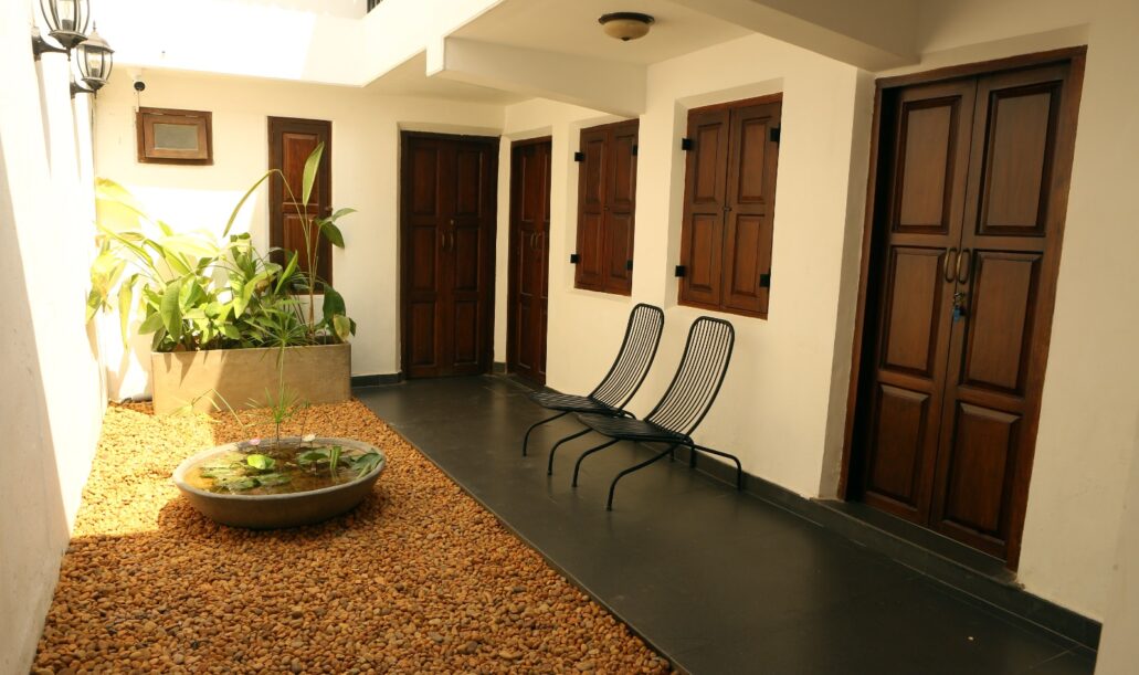 room-gallery-image-2